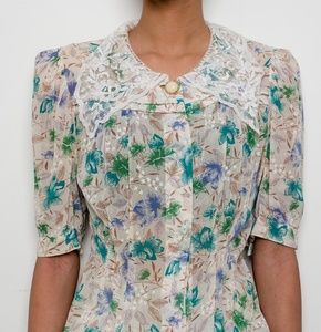 Floral & Lace Shirt.